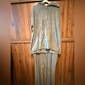 Barefoot Dreams CozyChic Lite Charcoal Lounge Set